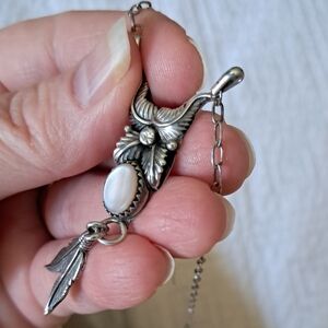 Vintage Native American Sterling Silver Pink Stone Floral Feather Motif Necklace